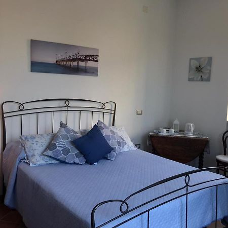 Bed and Breakfast Piccolo Borgo Кава-де'-Тіррені Екстер'єр фото