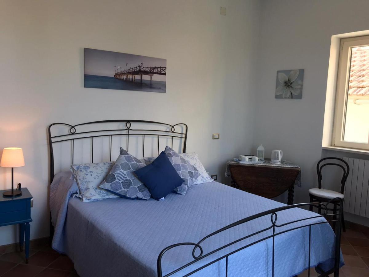 Bed and Breakfast Piccolo Borgo Кава-де'-Тіррені Екстер'єр фото